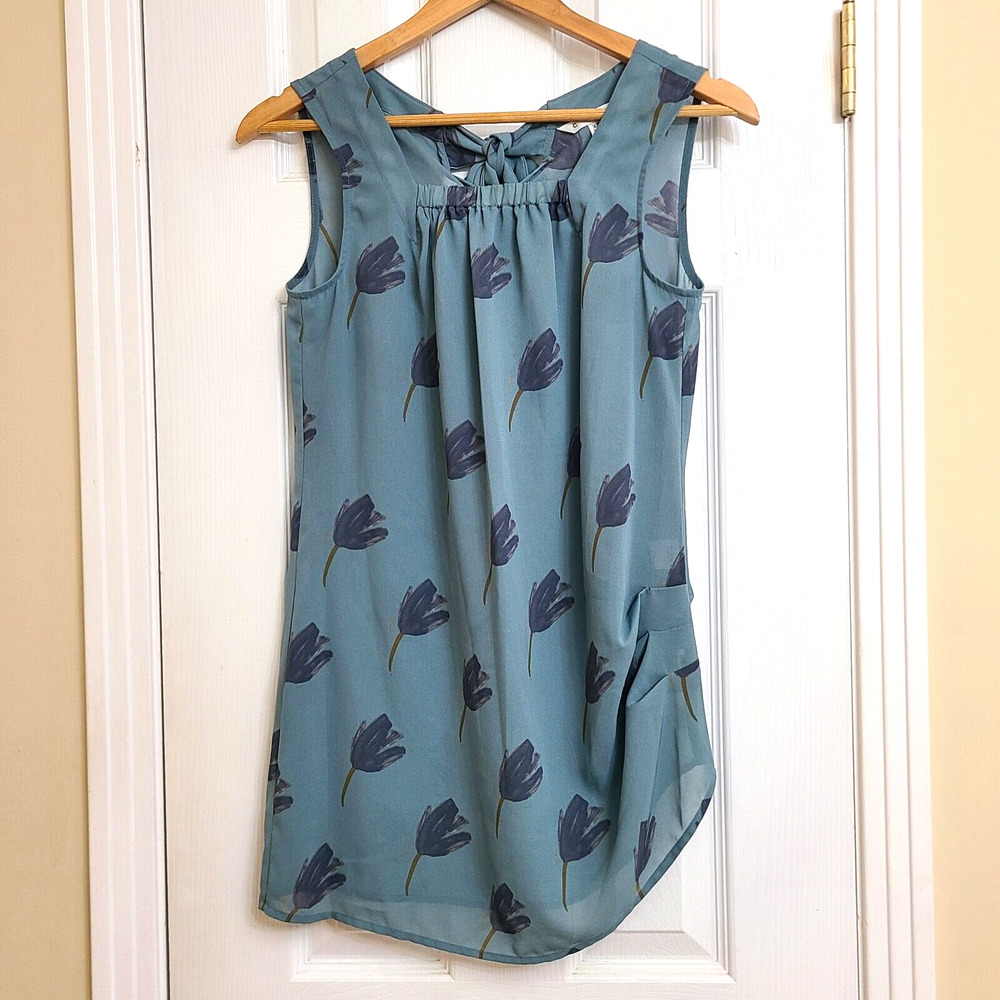 Cabi 984 Semi Sheer Blue Green Tulip Pleated Tie Back Sleeveless Blouse Size XS